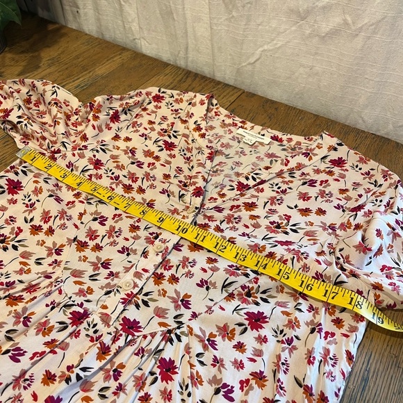 Beachlunchlounge floral blouse size S - Picture 3 of 9